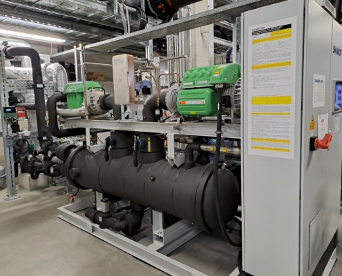 Seitenansicht einer Wärmepumpe